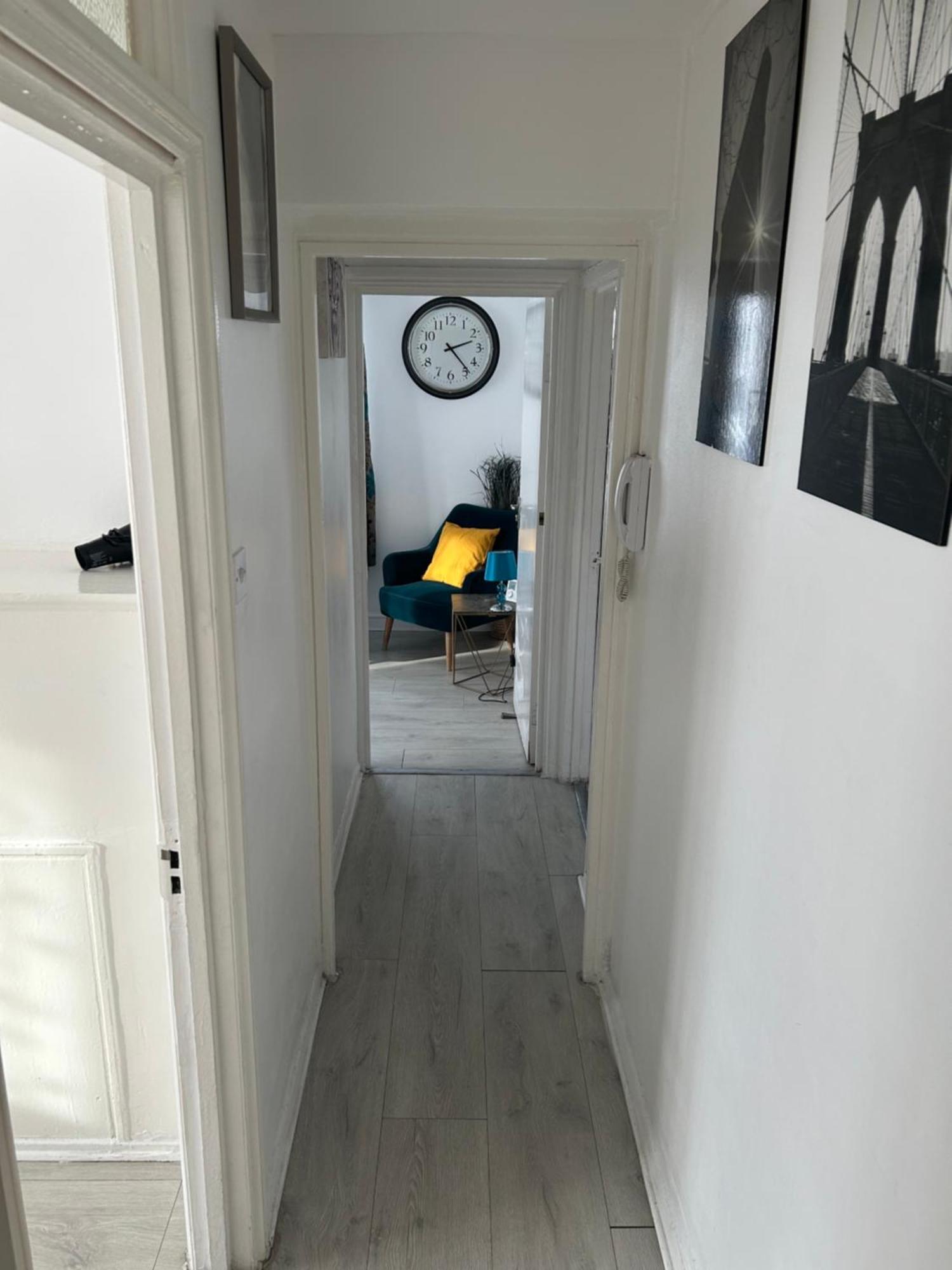 Cosy 2-Bedroom Flat In Finsbury Park, Modern, Convenient & Close To Central London! Londres Exterior foto